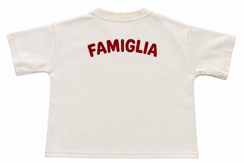 Famiglia tee back retouch